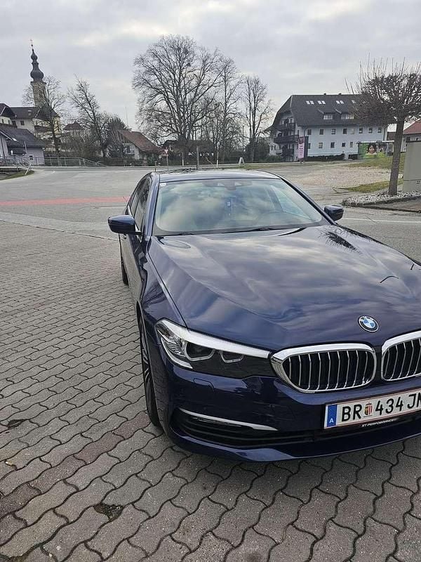 Gebraucht BMW 530 265 PS (194 kW) 2018 Blau Limousine