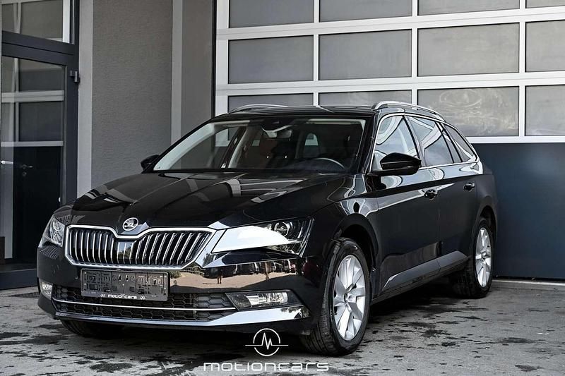 Schwarz Gebraucht 2019 Skoda Superb Style Kombi | € 19.980 (Guter Preis) - Bild 1/4