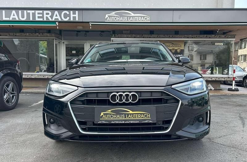 Gebraucht Audi A4 136 PS (100 kW) 2020 Schwarz Kombi