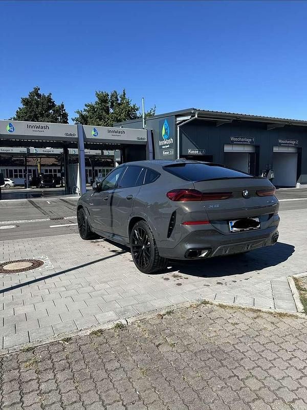 Gebraucht BMW X6 M Sport 352 PS (258 kW) 2024 Grau SUV