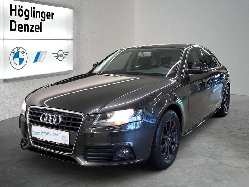 Grau Gebraucht 2009 Audi A4 Limousine | € 3.999 - Bild 1/4