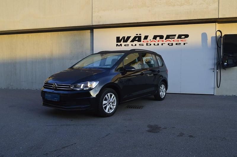 Gebraucht VW Touran Comfortline 150 PS (110 kW) 2024 Schwarz  metallicperleffektno Van / Kleinbus