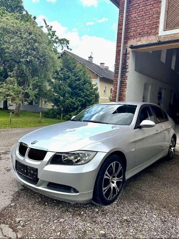 Gebraucht BMW 318 116 PS (85 kW) 2006 Limousine