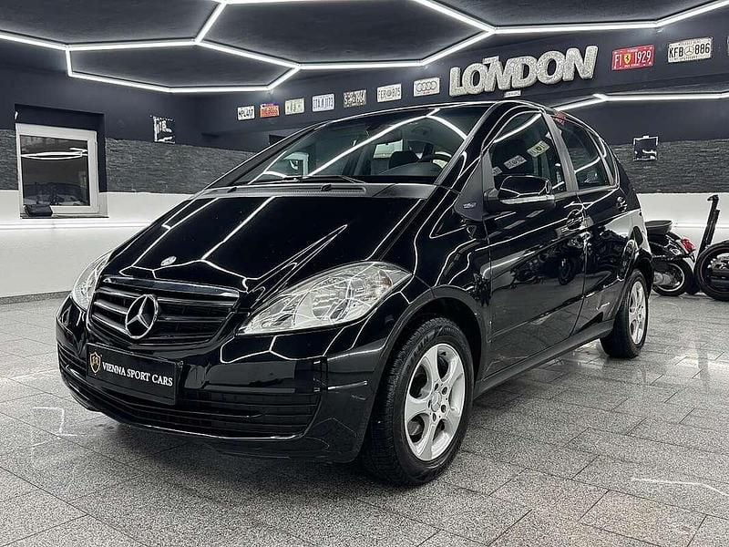 Gebraucht Mercedes A160 95 PS (69 kW) 2010 Schwarz Limousine