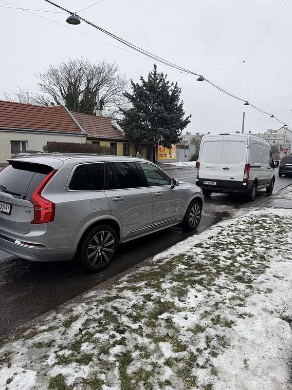 Gebraucht 2023 Volvo XC90 Plus SUV | € 49.999 - Bild 1/4