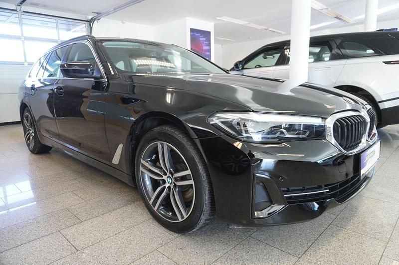 Gebraucht BMW 520 Sport Line 190 PS (139 kW) 2021 Schwarz Kombi