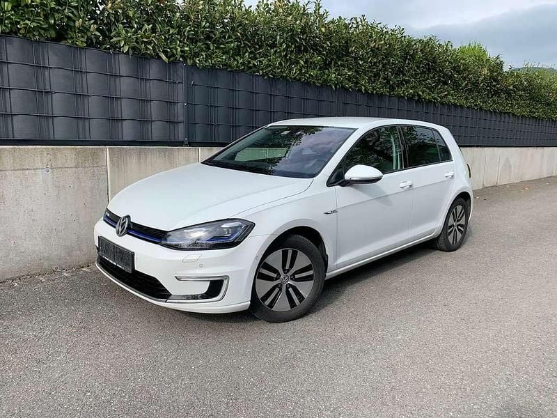 Weiß Gebraucht 2018 VW e-Golf Kleinwagen | € 11.750 (Fairer Preis) - Bild 1/4