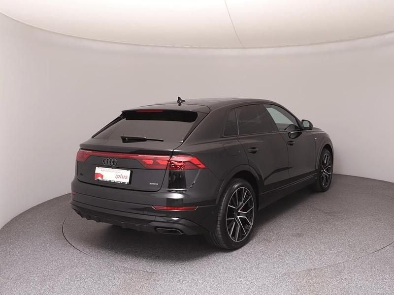 Gebraucht Audi Q8 Ambiente 340 PS (250 kW) 2025 Schwarz  metallicperleffektno SUV