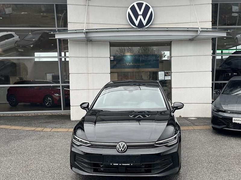 Neu VW Golf VIII 204 PS (150 kW) 2026 Schwarz  metallic