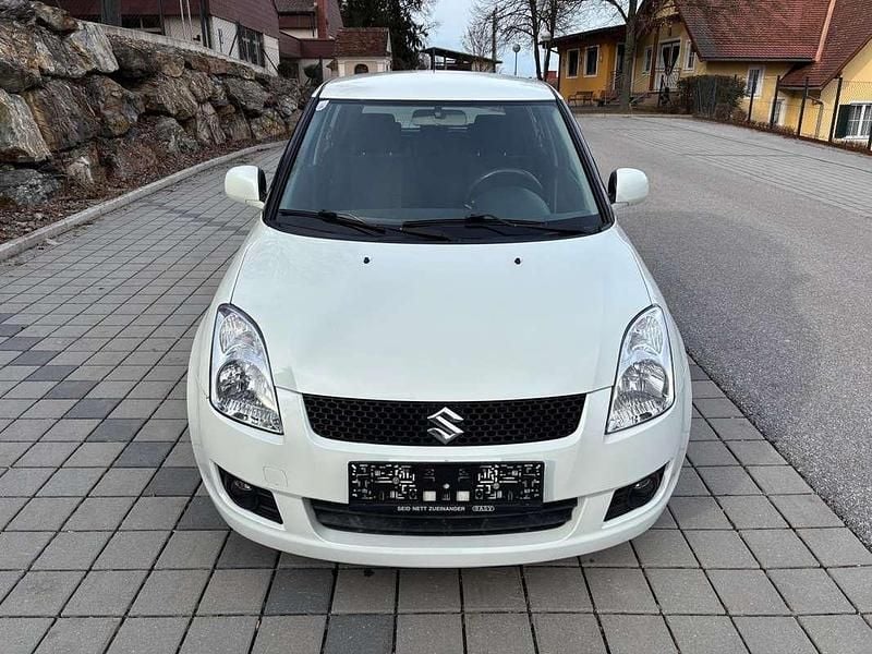 Gebraucht Suzuki Swift GL 90 PS (66 kW) 2011 Kleinwagen