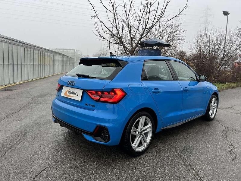Gebraucht Audi A1 S-Line 116 PS (85 kW) 2018 Blau Kleinwagen