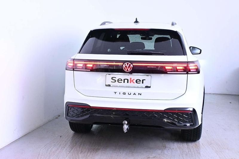Neu VW Tiguan Sport 204 PS (150 kW) 2025 Weiss  normal SUV