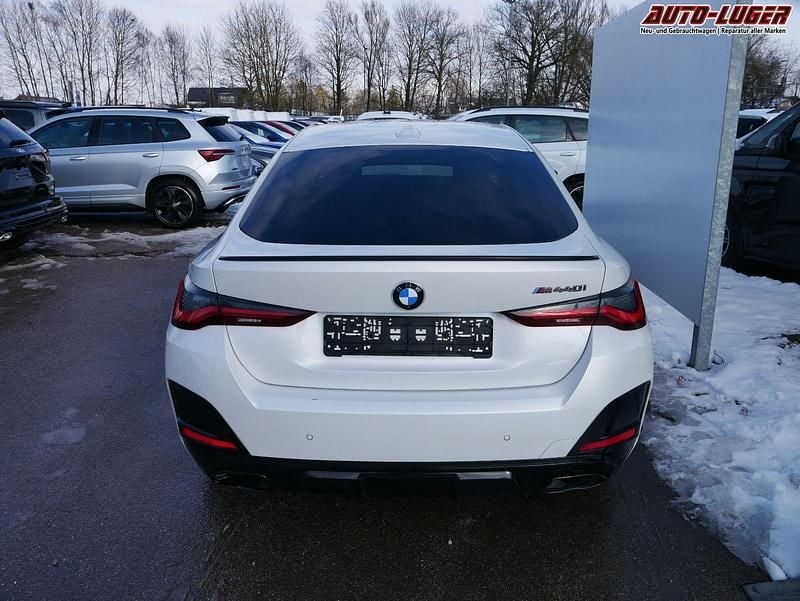 Gebraucht BMW 440 M Sport 374 PS (275 kW) 2023 Mineralweiss metallic Coupé