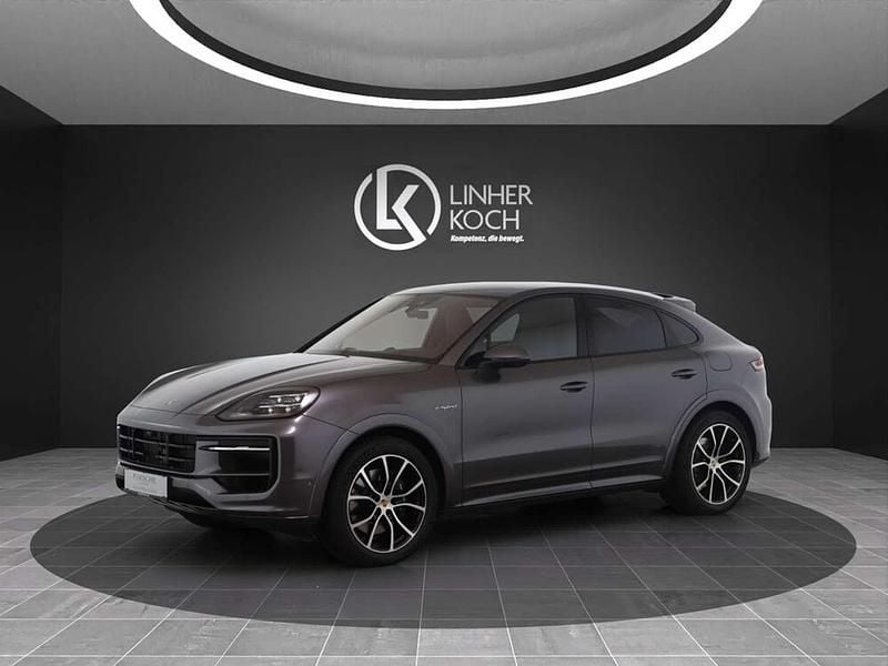 Grau Gebraucht 2025 Porsche Cayenne SUV | € 129.990 - Bild 1/4
