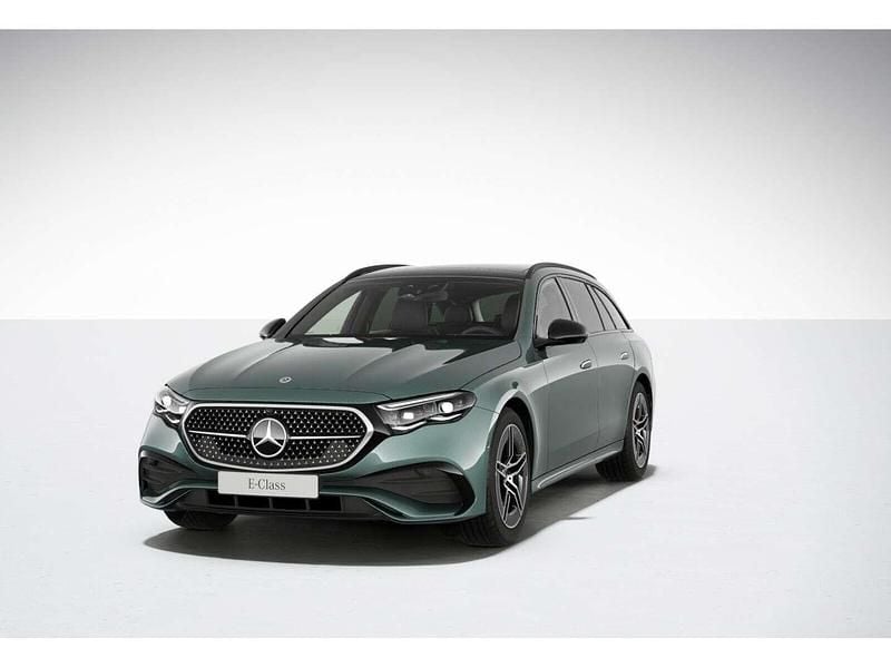 Gebraucht Mercedes E220 197 PS (144 kW) 2023 Silber Kombi