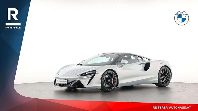 Gebraucht McLaren Artura 700 PS (514 kW) 2023 Silber Coupé