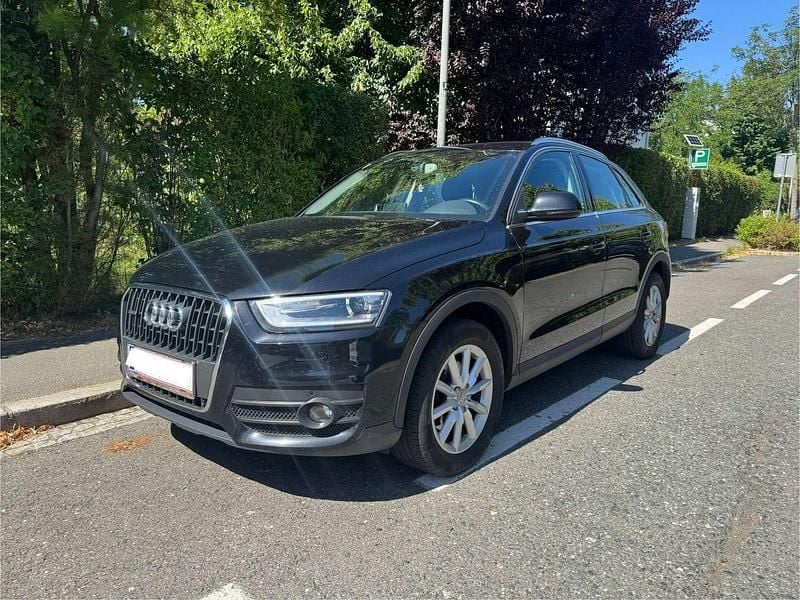 Schwarz Gebraucht 2013 Audi Q3 SUV | € 14.900 (Fairer Preis) - Bild 1/4