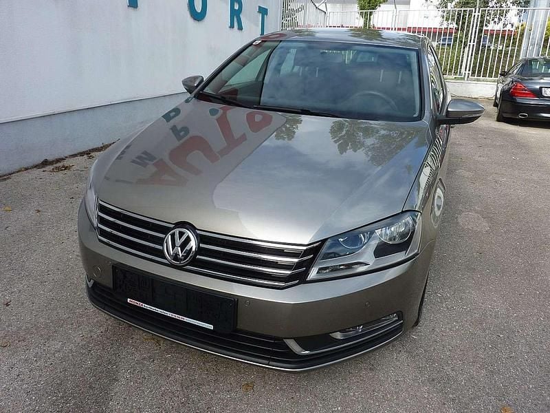 Gebraucht VW Passat Trendline 140 PS (102 kW) 2014 Braun Limousine