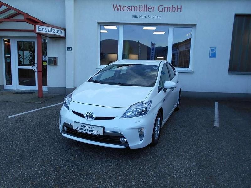 Gebraucht Toyota Prius Premium 99 PS (72 kW) 2012 Weiß Limousine