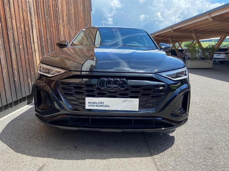 Gebraucht Audi Q8 e-tron S-Line 250 kW (340 PS) 2024 Schwarz  metallicperleffektno SUV