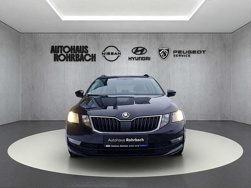 Gebraucht Skoda Octavia Ambition 116 PS (85 kW) 2017 Schwarz Kombi