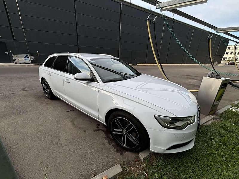 Gebraucht Audi A6 177 PS (130 kW) 2012 Kombi