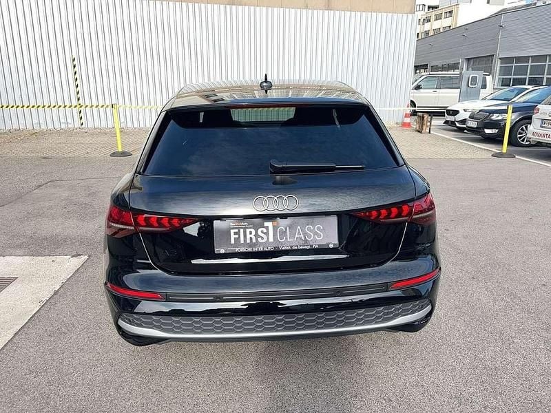 Gebraucht Audi A3 Ambiente 116 PS (85 kW) 2025 Schwarz Limousine