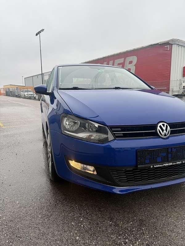 Gebraucht VW Polo 69 PS (50 kW) 2011 Blau Limousine