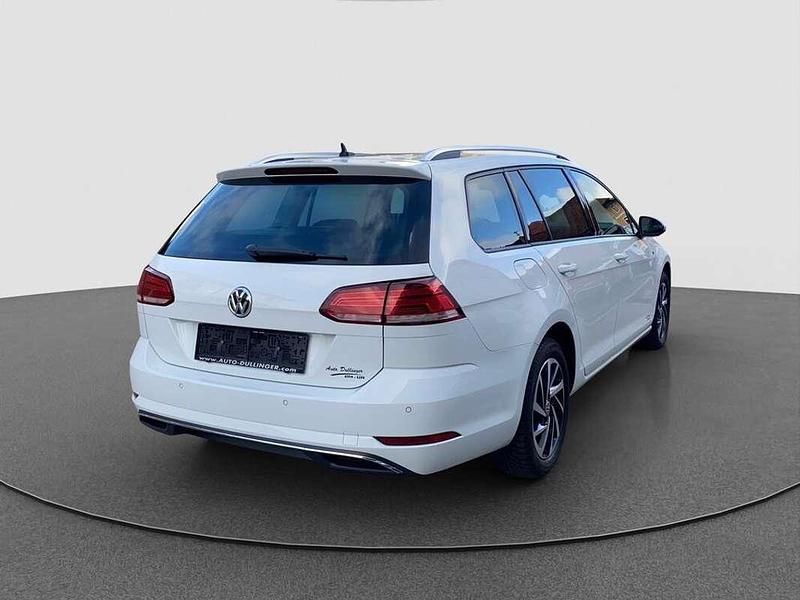Gebraucht VW Golf VII Comfortline 116 PS (85 kW) 2018 Weiß Kombi