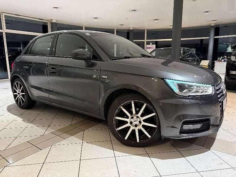 Gebraucht Audi A1 Sport 90 PS (66 kW) 2015 Grau Kleinwagen