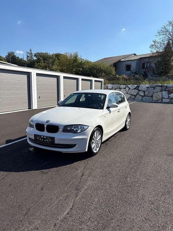 Gebraucht 2009 BMW 116 Kleinwagen | € 4.500 (Fairer Preis) - Bild 1/4