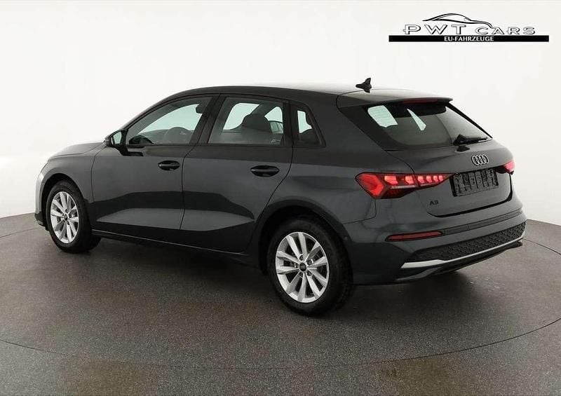 Neu Audi A3 Ambiente 150 PS (110 kW) 2025 Grau Limousine