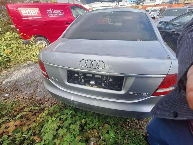 Gebraucht Audi A6 Sport 224 PS (164 kW) 2006 Grau Limousine