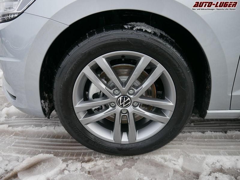 Neu VW Touran Comfortline 2026 Oyster silver metallic Van / Kleinbus