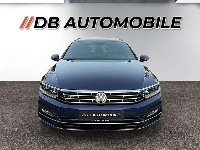Gebraucht VW Passat Highline 150 PS (110 kW) 2019 Blau Kombi