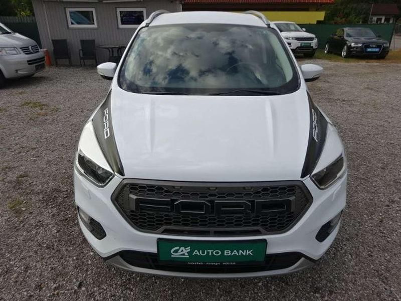 Gebraucht Ford Kuga Trend 120 PS (88 kW) 2017 Weiß SUV