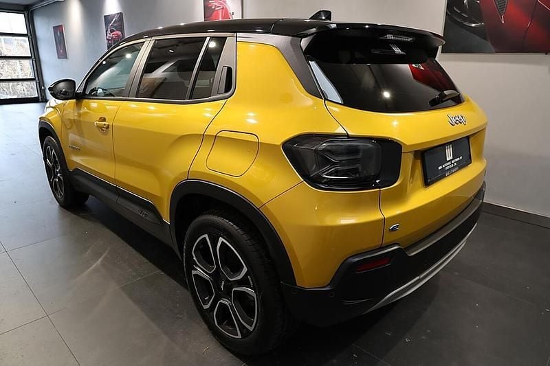 Gebraucht Jeep Avenger EV 114 kW (156 PS) 2023 Gelb SUV