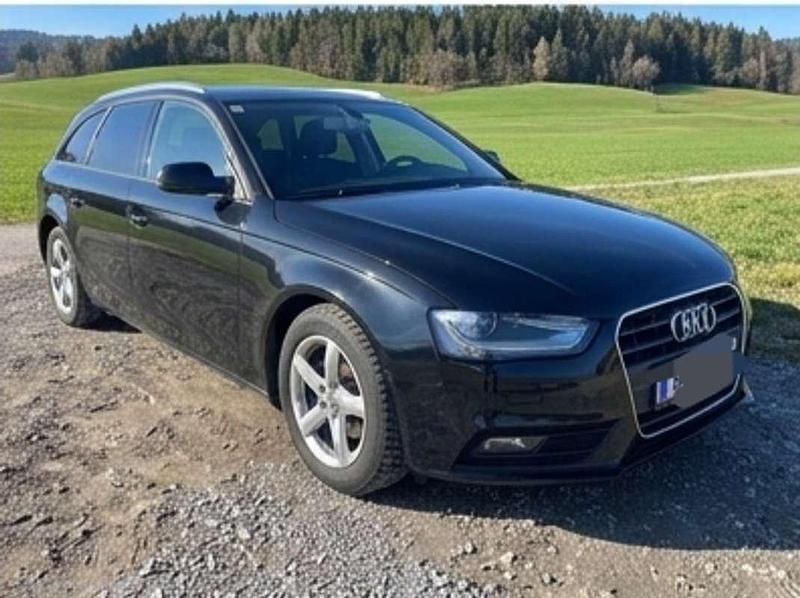 Gebraucht Audi A4 Ambition 143 PS (105 kW) 2012 Schwarz Kombi