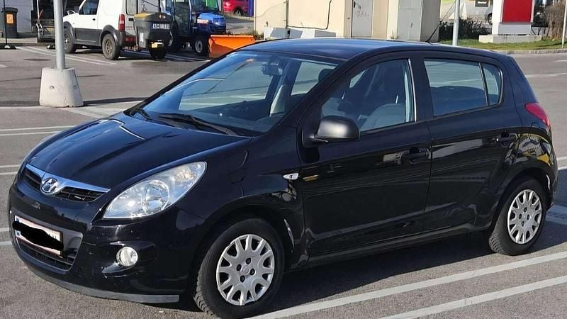Schwarz Gebraucht 2011 Hyundai i20 Life Limousine | € 3.400 (Fairer Preis) - Bild 1/4