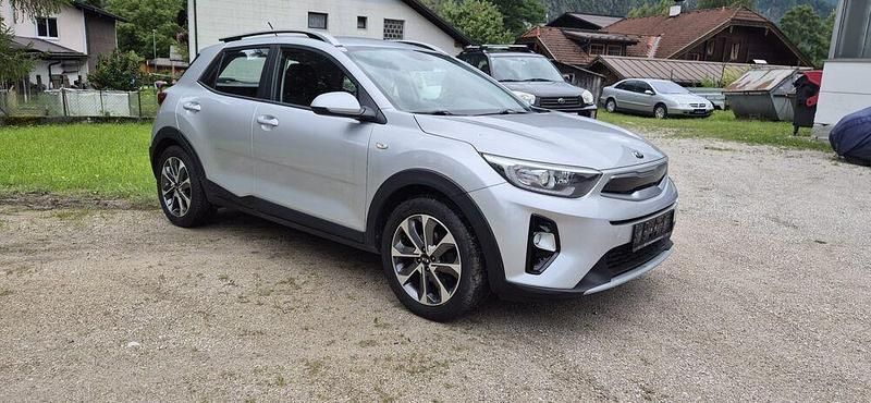 Gebraucht Kia Stonic Silver 101 PS (74 kW) 2018 SUV