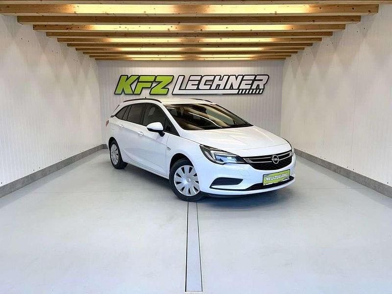 Weiß Gebraucht 2018 Opel Astra Edition Kombi | € 10.950 (Fairer Preis) - Bild 1/3