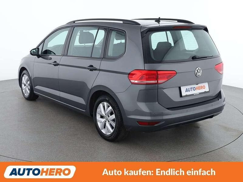Gebraucht VW Touran Comfortline 116 PS (85 kW) 2018 Grau Van / Kleinbus
