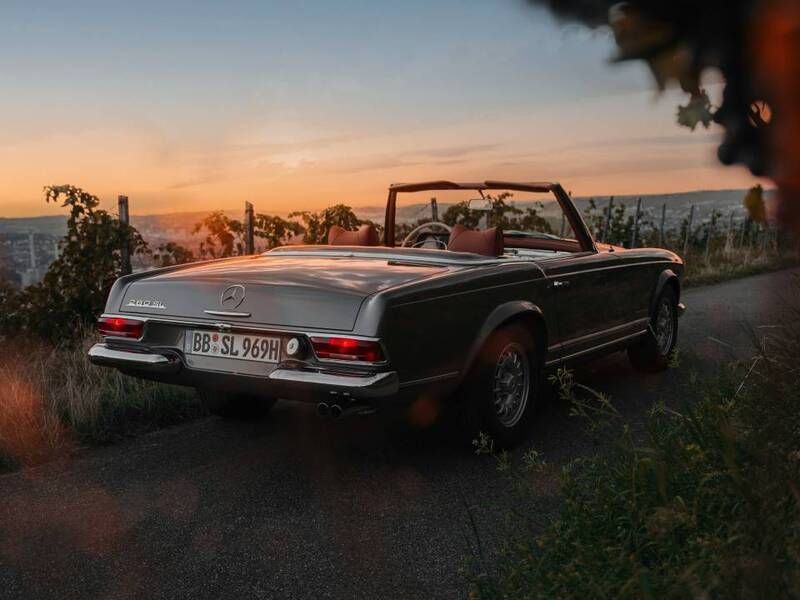 Gebraucht Mercedes SL280 170 PS (125 kW) 1969 Grau Cabrio