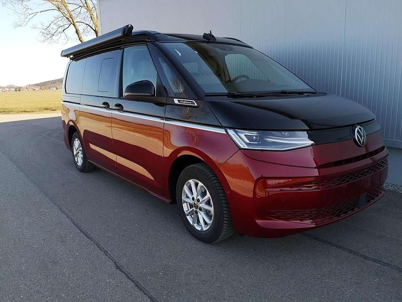 Neu VW California Beach 150 PS (110 kW) 2025 Rot Van