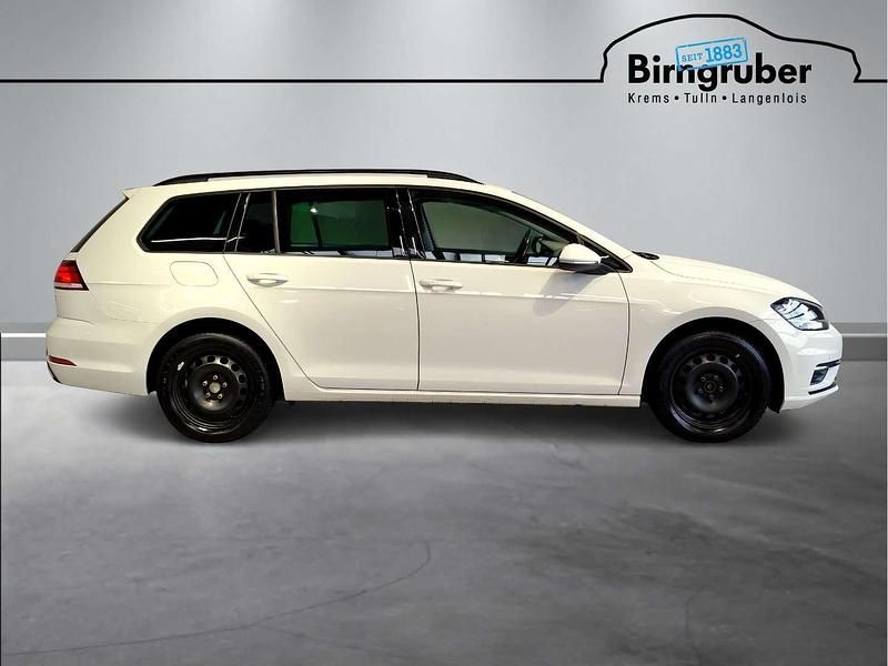 Gebraucht VW Golf VII Comfortline 116 PS (85 kW) 2019 Weiss  metallic Kombi