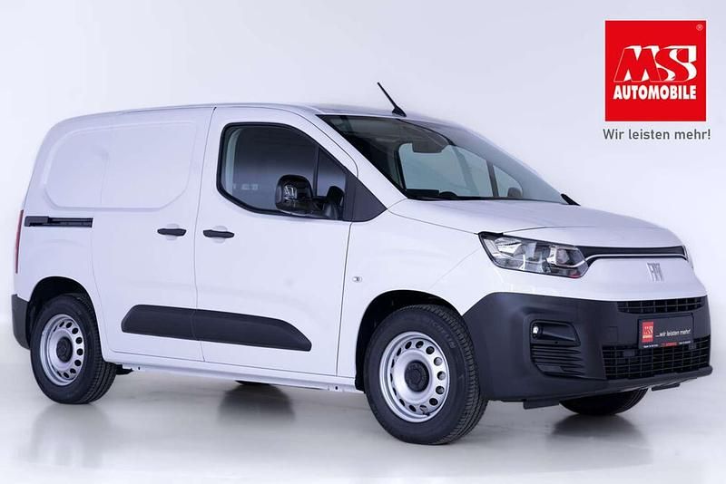 Weiß Gebraucht 2022 Fiat Doblò Van / Kleinbus | € 20.000 (Superpreis) - Bild 1/4