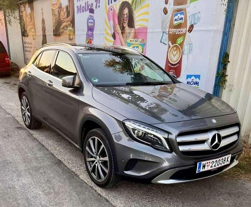 Gebraucht 2015 Mercedes GLA220 SUV | € 15.900 (Superpreis) - Bild 1/4