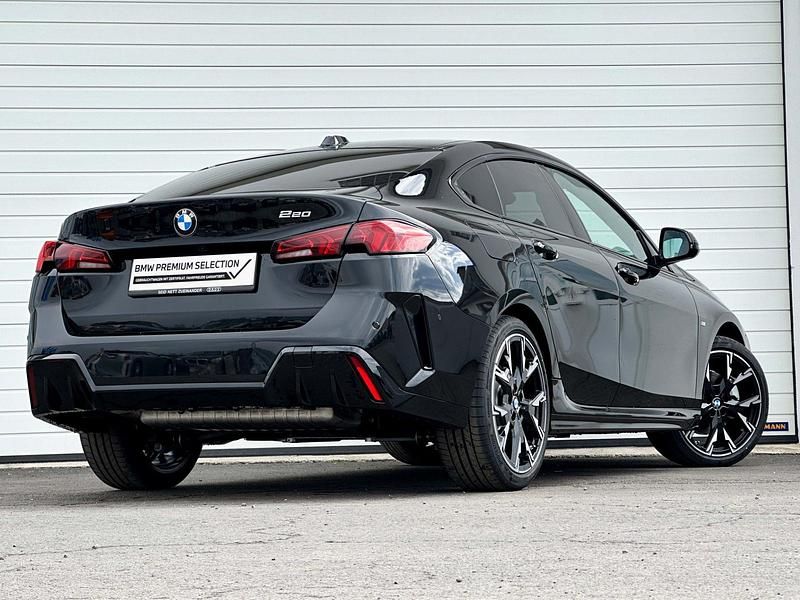 Gebraucht BMW 220 Shadowline 170 PS (125 kW) 2025 Schwarz Coupé