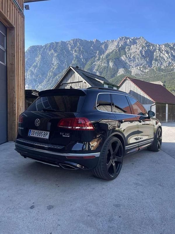 Gebraucht VW Touareg 262 PS (192 kW) 2015 SUV