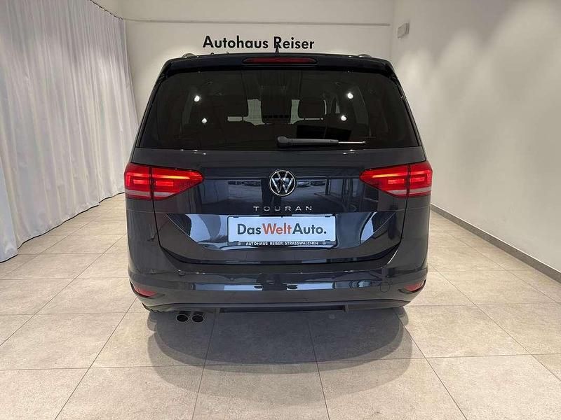 Gebraucht VW Touran 150 PS (110 kW) 2025 Grau Van / Kleinbus